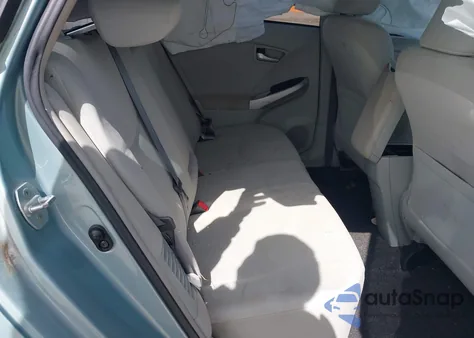 2013 Toyota Prius Two z USA, uszkodzony, nr VIN JTDKN3DU2D5553055